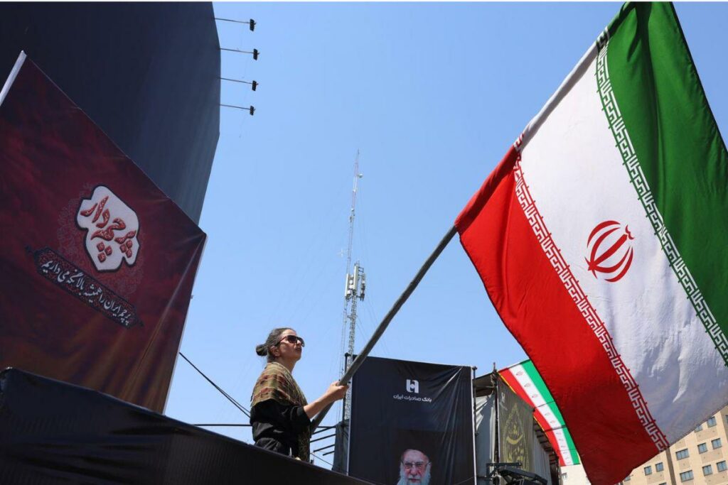 Irán