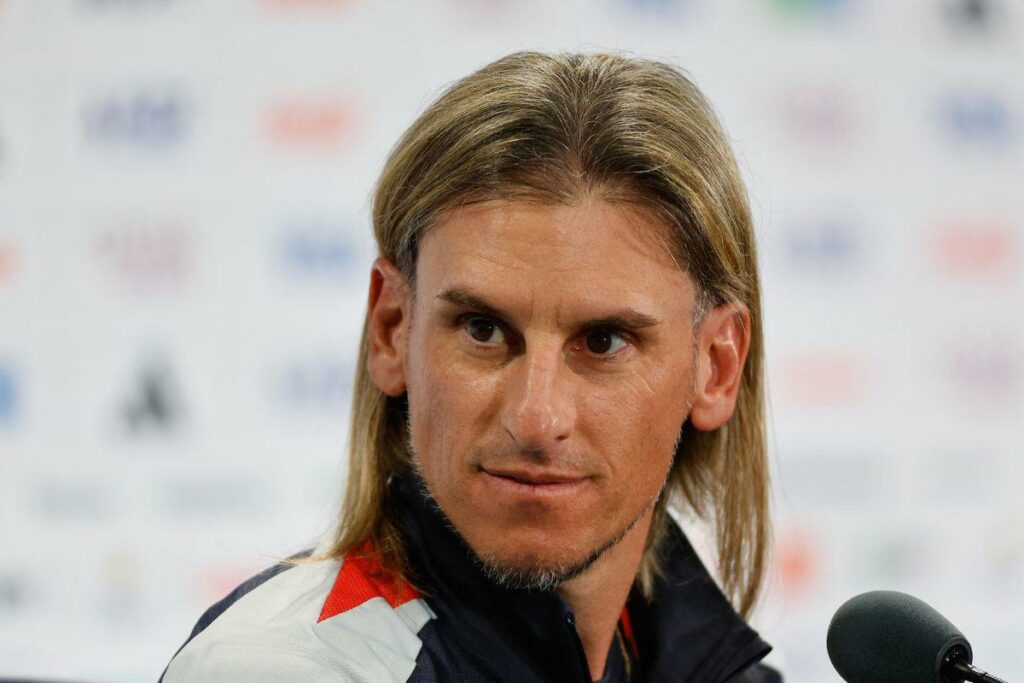 El director técnico argentino de la selección ecuatoriana.
