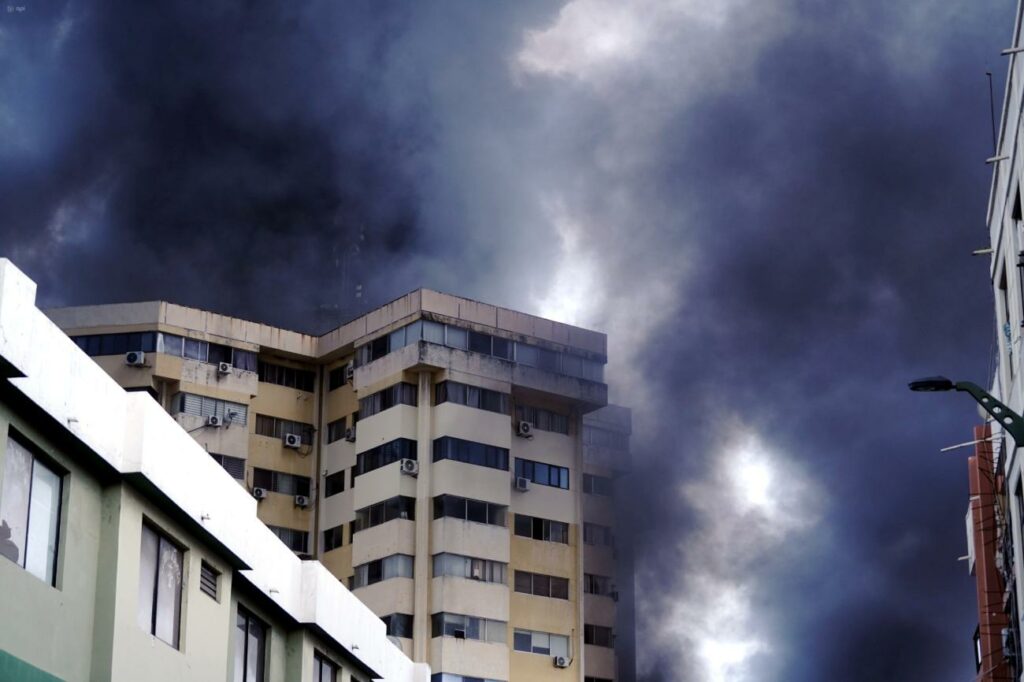 El pasado 28 de mayo de 2026 el edificio Multicomercio sufrió un devastador incendio.