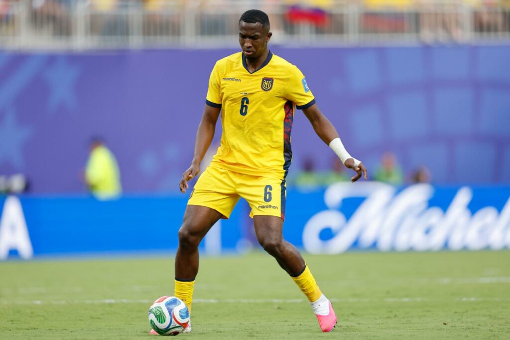 Ecuador enfrentará a México con uniforme completamente amarillo en los dieciseisavos del Mundial 2026. La Tricolor mantiene un invicto con esa combinación.