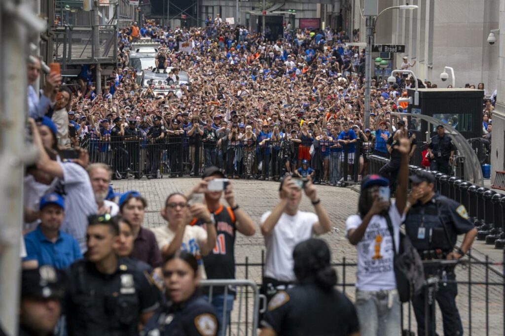 Tiroteo causa pánico en Times Square tras victoria de los Knicks - El Comercio