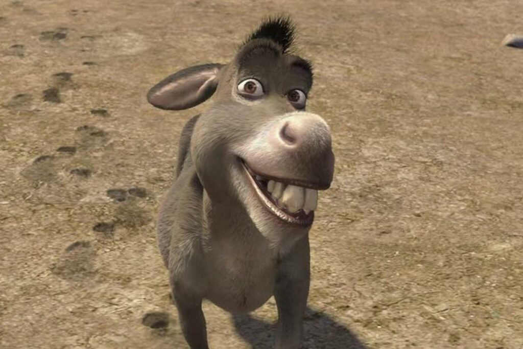 En el universo de Shrek, Burro es un asno parlante, carismático y sumamente hiperactivo.