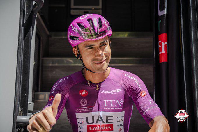 Jhonatan Narváez, vencedor de dos etapas en el Giro de Italia 2026, buscará revalidar su corona de campeón nacional este 12 de junio en el Campeonato Nacional de Ciclismo de Ruta que se desarrolla en Tulcán.