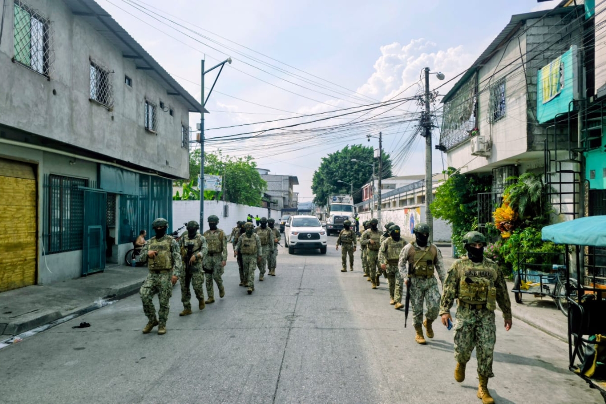 Fuerzas Armadas de Ecuador mantendrán su ofensiva en sectore