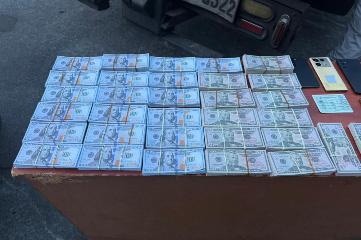 Encuentran 350 000 dólares en billetes falsos en Sucumbíos