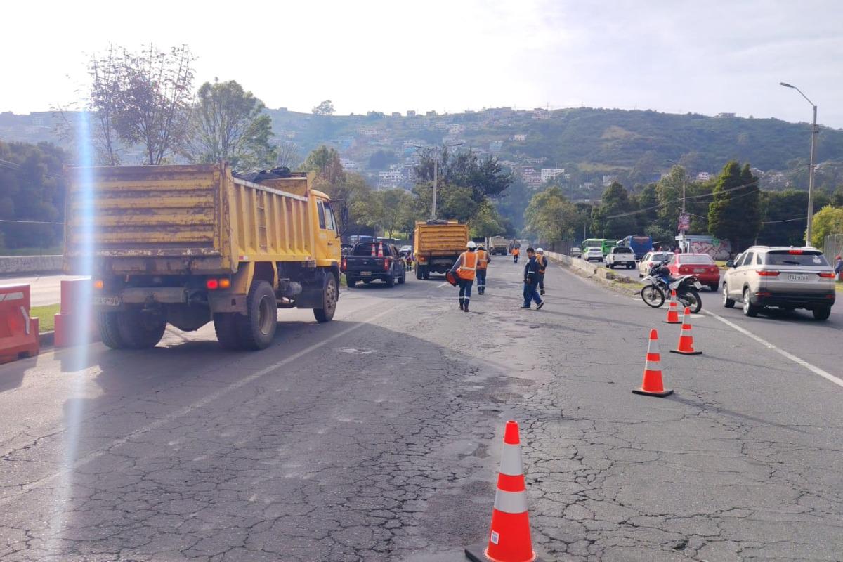 Fuerte congestión afectó a la Simón Bolívar este domingo