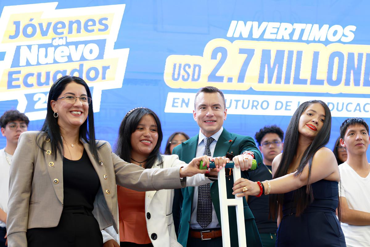 ¿Quiénes pueden aplicar a la beca jóvenes del nuevo Ecuador?