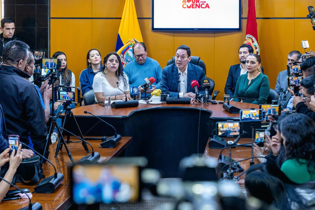 Cristian Zamora anuncia que vicealcaldesa subrogará sus func