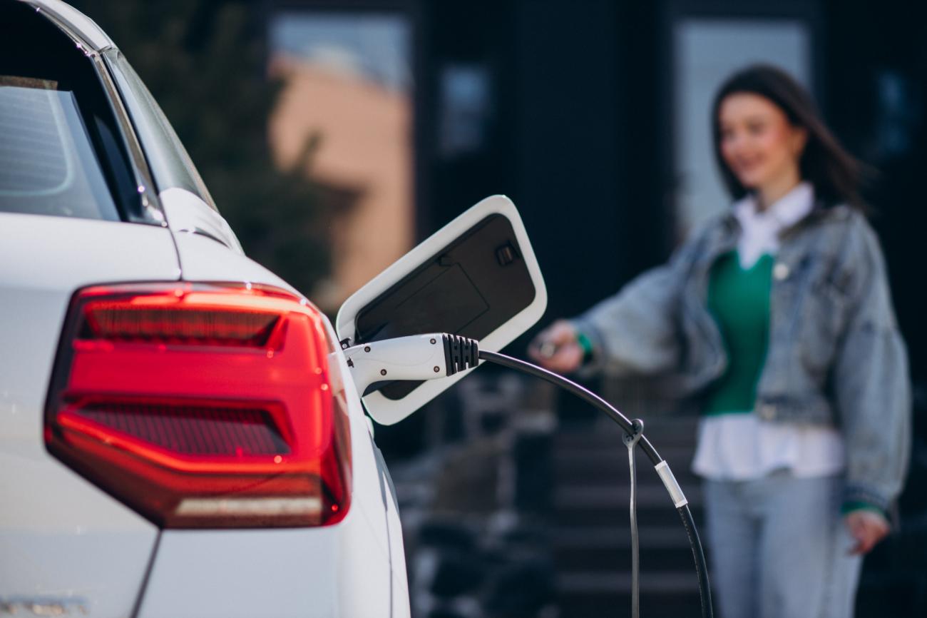 Recuperación del mercado de vehículos eléctricos: cinco razones que explican su crecimiento histórico en Ecuador