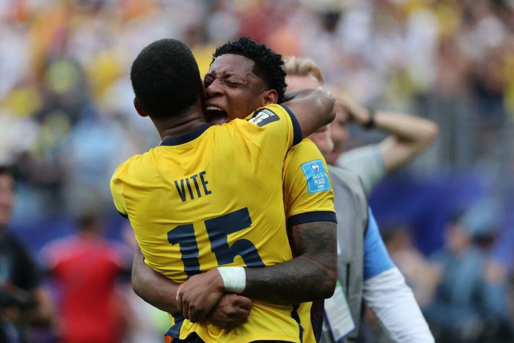 Ecuador se enfrentará a México en el Estadio Azteca, con la presión de una afición mayoritariamente local, pero con argumentos futbolísticos suficientes para confiar en un resultado positivo.