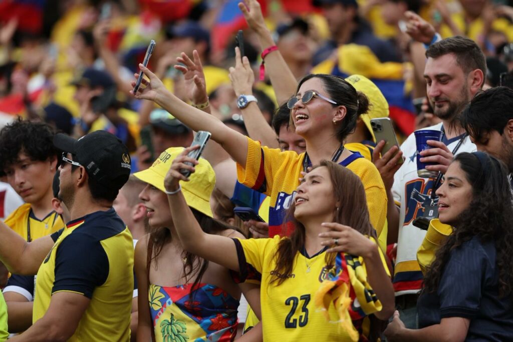 El triunfo de Ecuador ante Alemania en el Mundial también tuvo impacto en el comercio, donde varios restaurantes deberán cumplir las promociones de hamburguesas y comida gratis.