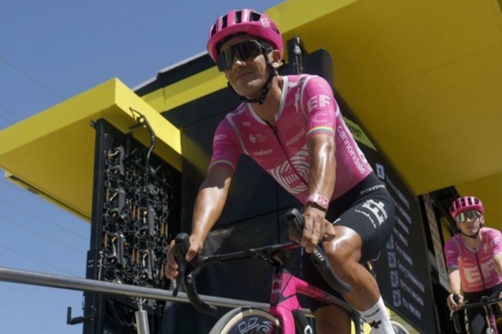 Richard Carapaz, ciclista ecuatoriano, durante el Tour de Francia.