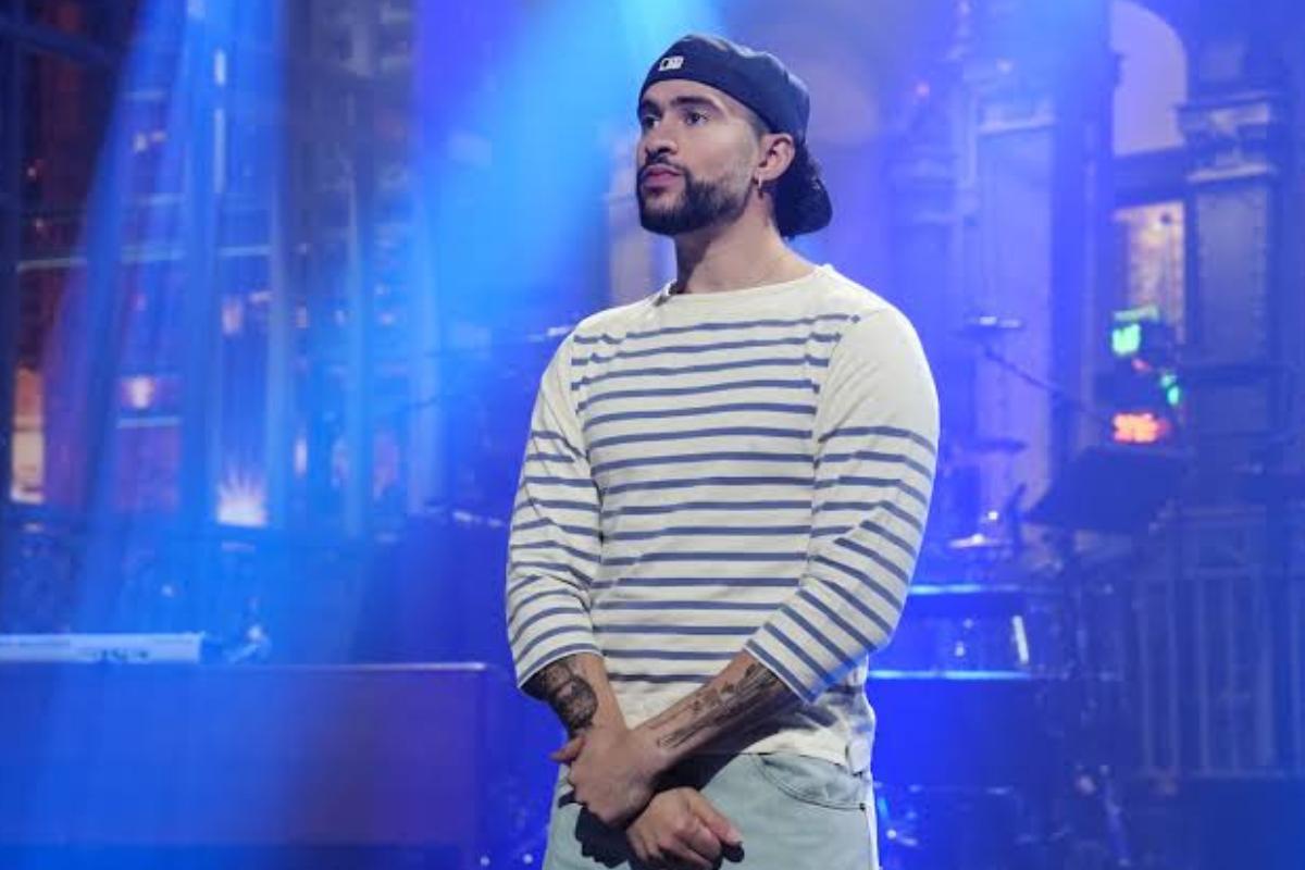 Bad Bunny es un rapero, cantante y compositor puertorriqueño máximo exponente de la música urbana.