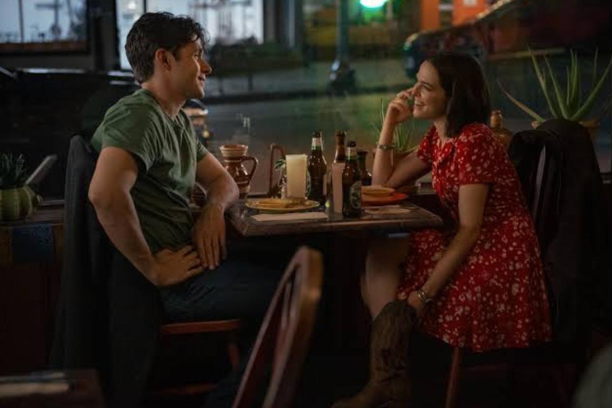 Nick Robinson interpreta a Wes, Zoey Deutch interpreta a Jill.