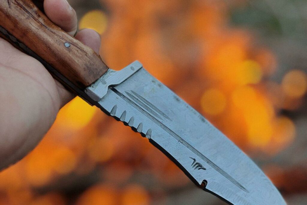 hombre con cuchillo