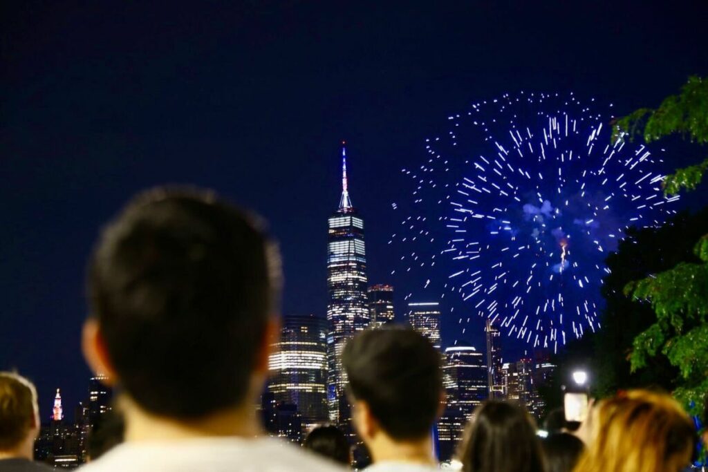 Nueva York vivió la mayor pirotecnia de su historia este 4 de julio por su independencia