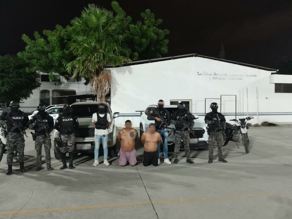 Los presuntos implicados fueron aprehendidos en operativos ejecutados por la Policía en Quito, Cañar y Manabí.