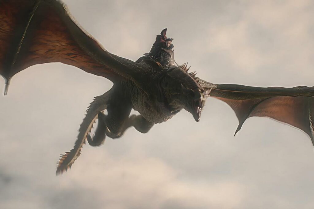 Dragón animatrónico promociona la nueva temporada de ‘House of the Dragon’.