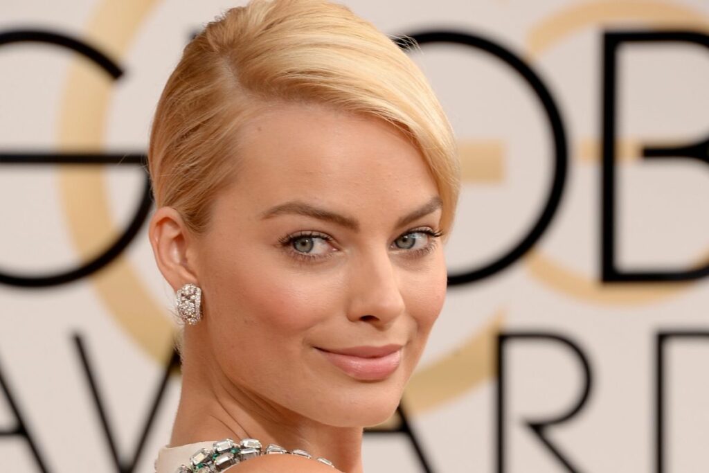 Margot Robbie tiene 18 años de carrera, habiendo comenzado en 2008 en la televisión australiana.