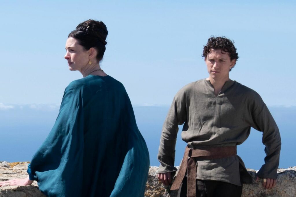 Anne Hathaway y Tom Holland son parte del elenco de 'La Odisea'.