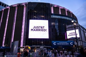 Madison Square Garden se iluminó de rosa y mostró un letrero dedicado a Taylor Swift.