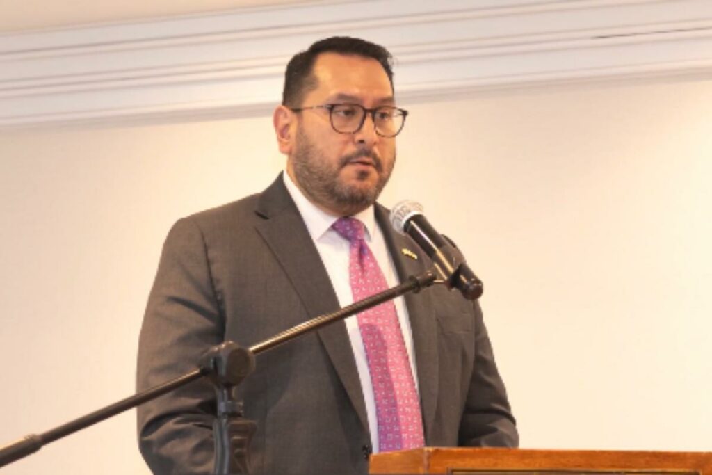 Funcionario del Departamento del Tesoro de EE.UU. visitó Ecuador