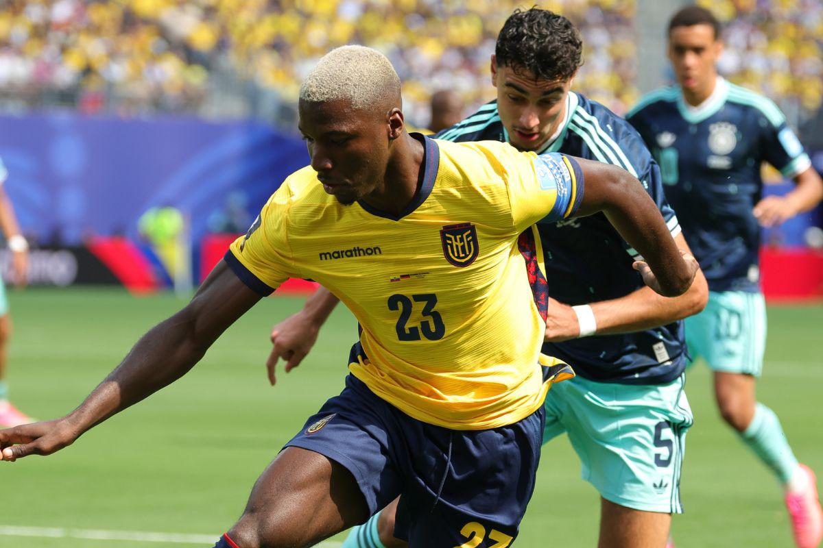 Ecuador fuera del Mundial 2026: El camino hacia 2030 y la búsqueda de un nuevo técnico