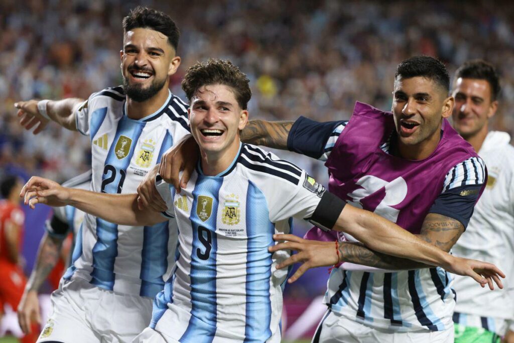 Argentina e Inglaterra se enfrentan por sexta vez en la historia de la Copa del Mundo.
