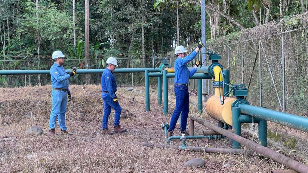 El nuevo pozo de Petroecuador en Auca fortalece la producción de Petróleo en Ecuador.