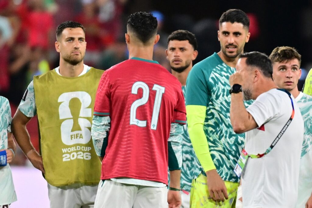 Cristiano Ronaldo usó la camiseta 21 de Diogo Jota tras la victoria de Portugal ante Croacia.
