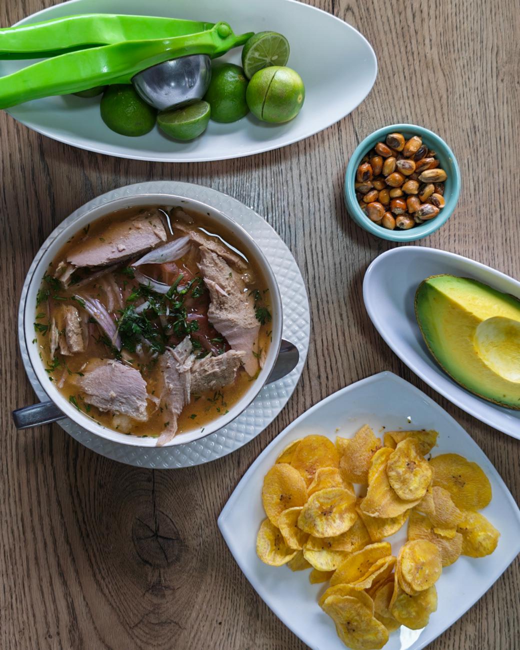 El encebollado de El Pez Volador tiene 35 ingredientes.