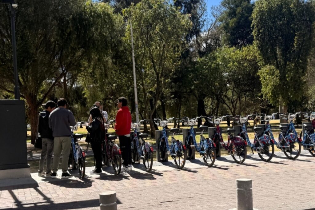 QuitoBici proyecta captar 6 747 viajes diarios, apenas el 2,59% del potencial estimado por el propio Municipio.