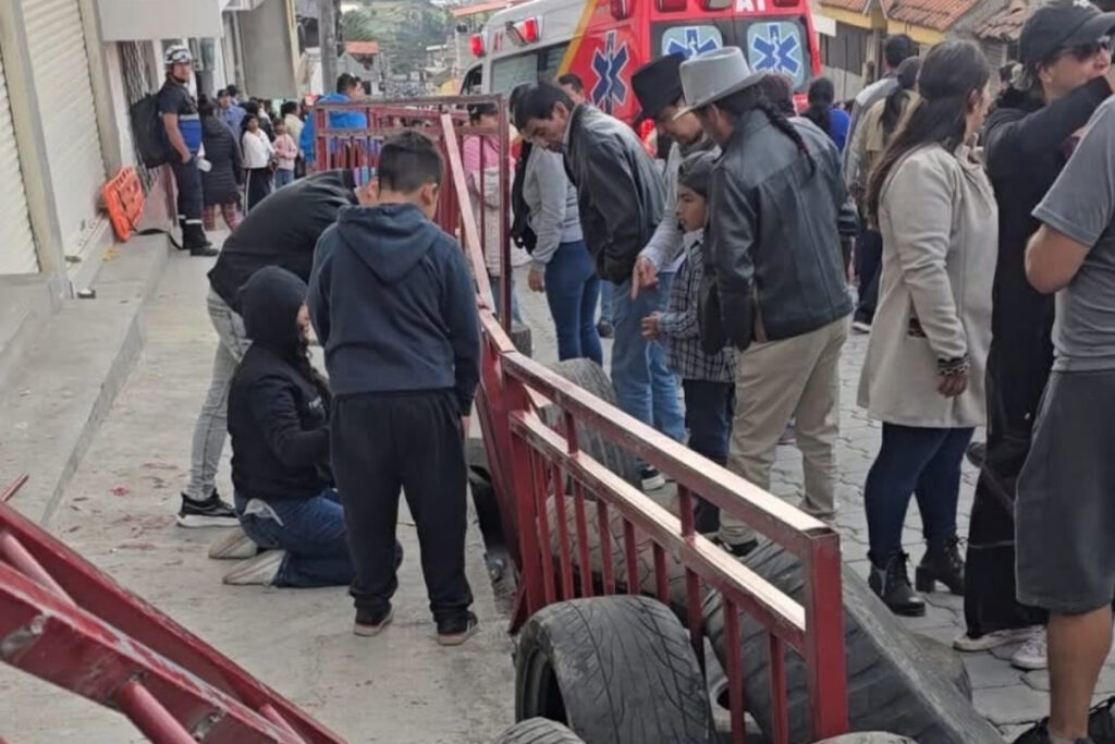 Una carrera tradicional en San Roque terminó con la intervención de los bomberos de Antonio Ante.