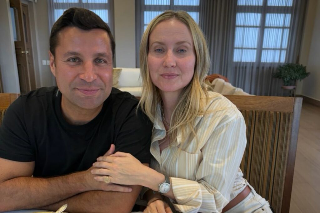 Michele Sensi-Contugi, y de su esposa, Stephany Hollihan.
