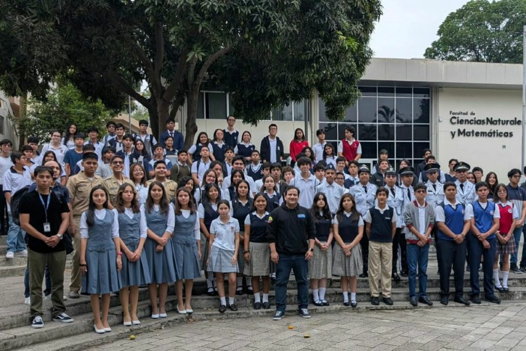 Los estudiantes de Guayaquil que participaron en la Olimpiada Ecuatoriana de Matemática de la Espol 2026. Foto: Cortesía