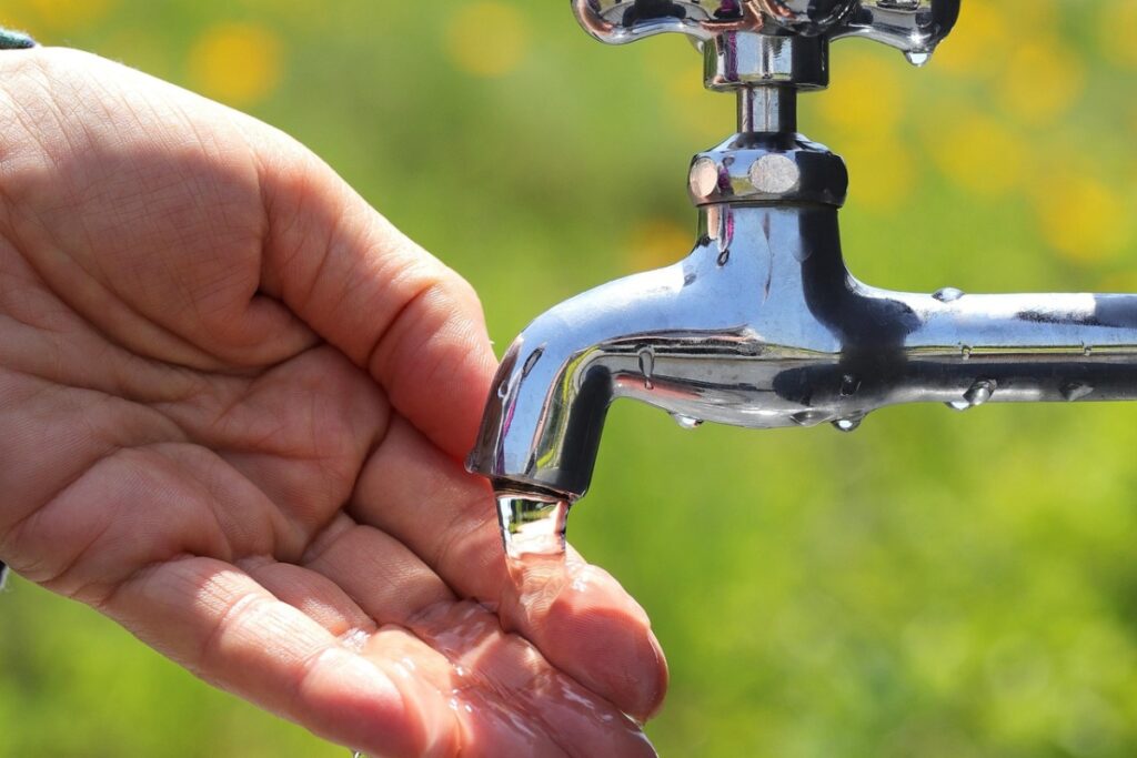 Cortes de agua en Quito por bajo nivel de agua en tanques y rotura