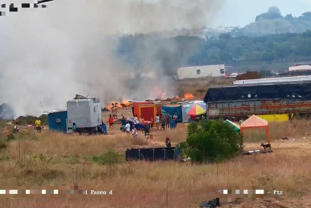Un incendio registrado durante el feriado de agosto en Ecuador.