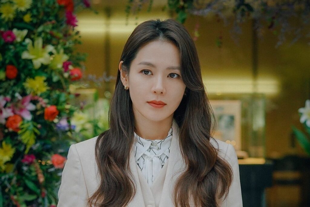 Son Ye-jin es una actriz surcoreana de 44 años de cine y televisión.