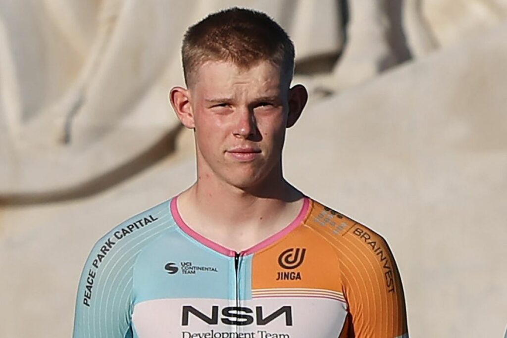 Finlay Tarling fallece durante la Volta a Portugal y suspenden la octava etapa