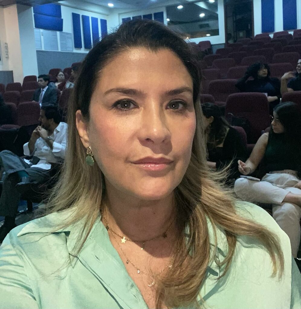 Silvia Buendía fue una abogada y activista guayaquileña.