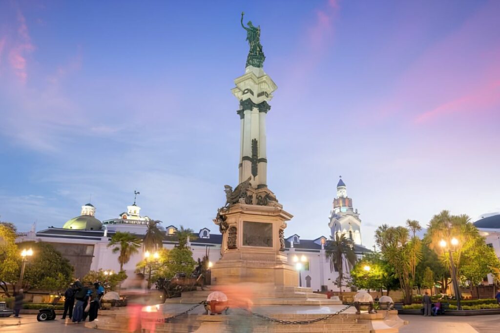 El monumento a los Próceres de la Libertad.