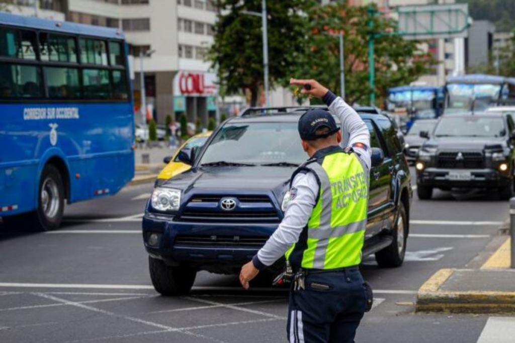 1 200 funcionarios de la AMT supervisarán los controles de tránsito en el feriado.