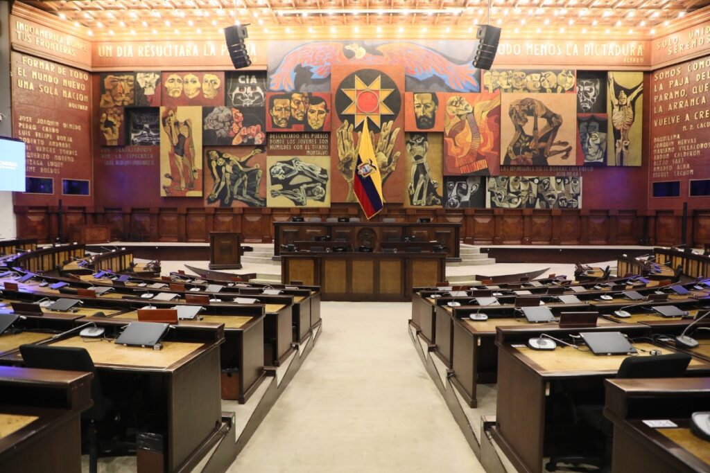 La Asamblea Nacional registra renuncias de legisladores principales y suplentes por las elecciones seccionales.