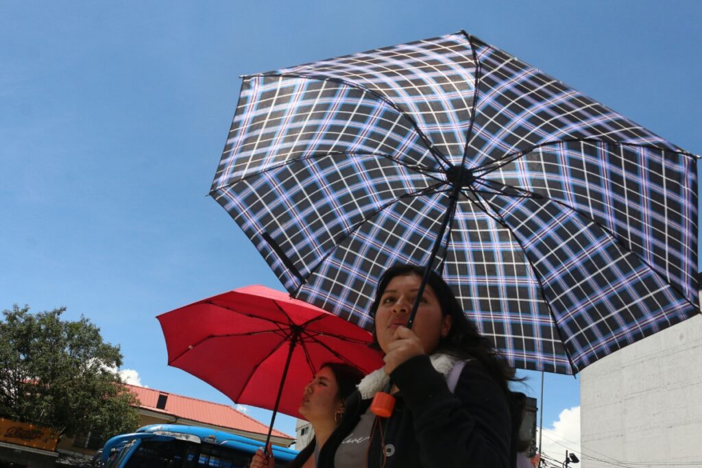 El Inamhi prevé radiación extrema, lluvias aisladas y ráfagas de viento en Ecuador este lunes 3 de agosto.