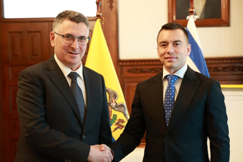 Daniel Noboa recibió al canciller israelí Gideon Sa’ar en el Palacio de Carondelet, en Quito.