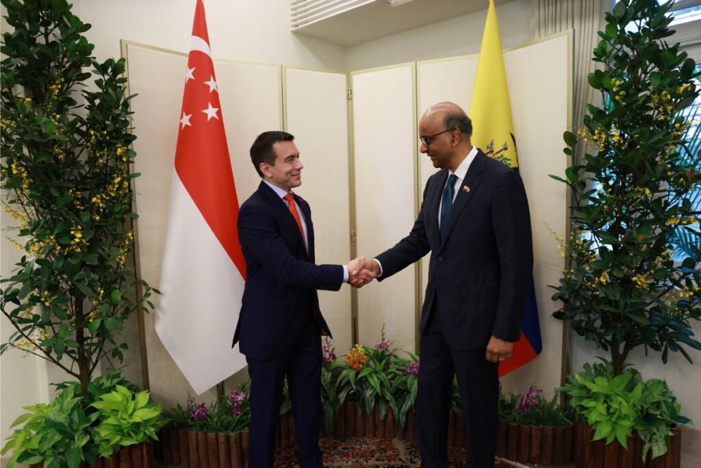 Daniel Noboa se reunió con el presidente de Singapur, Tharman Shanmugaratnam, durante su visita oficial.