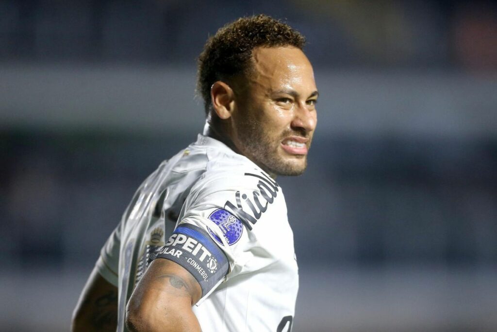 Neymar tiene contrato con el Santos hasta diciembre.