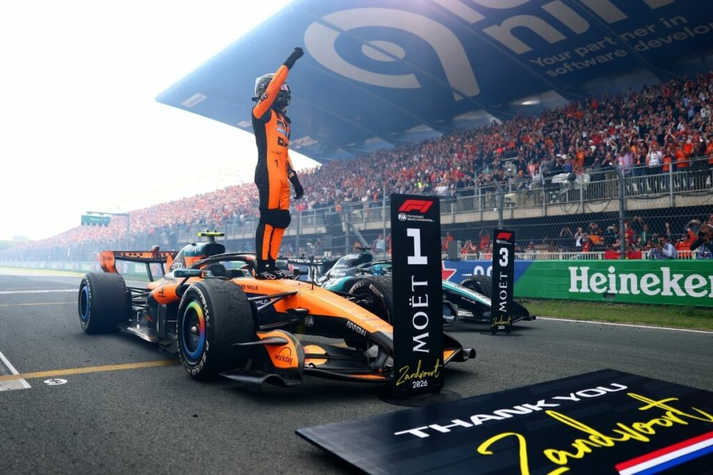 Lando Norris tras ganar el Gran Premio de Países Bajos 2026 en Zandvoort.