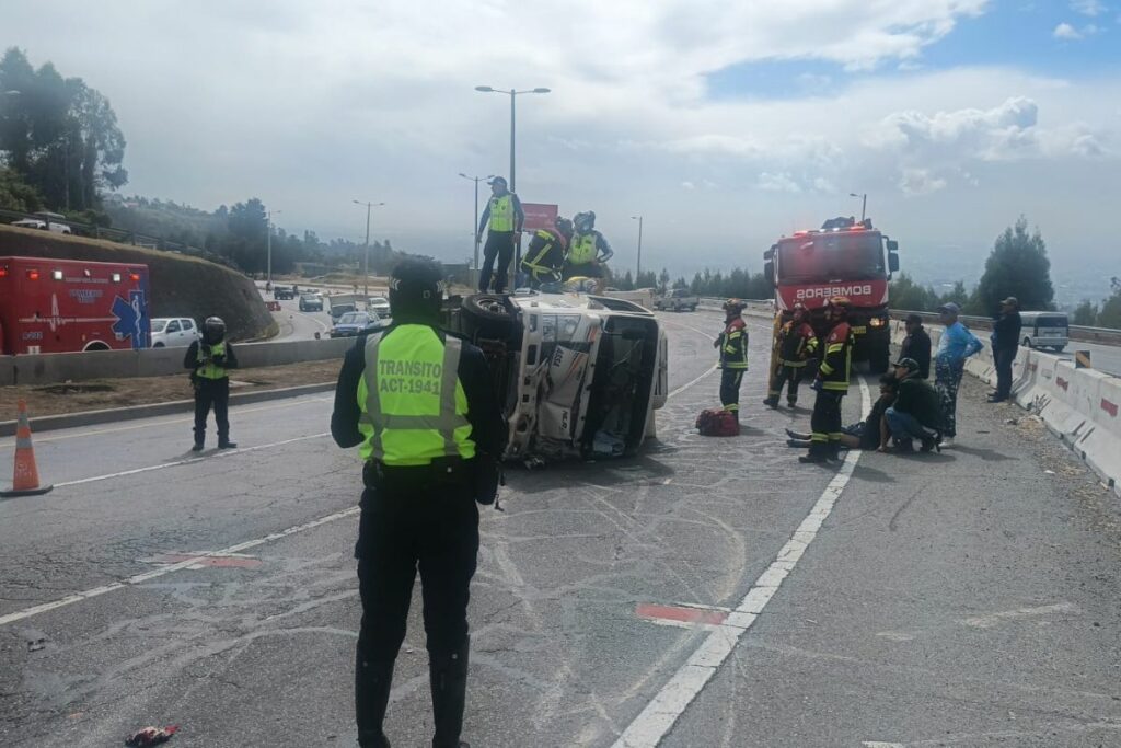 El 23 de julio de 2026 se registró un siniestro de tránsito en la Ruta Viva, en Quito.