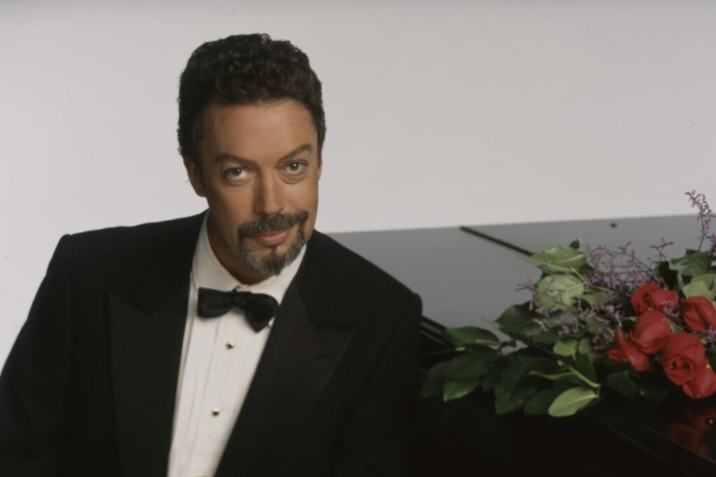 Se revela la verdadera causa de muerte de Tim Curry.